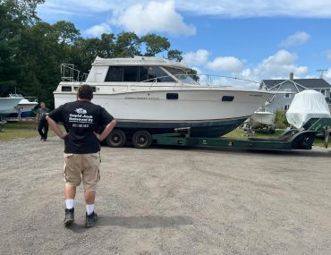 Prepare for Winter: Schedule Your Boat Removal in RI Today